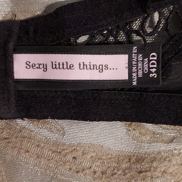 VS sexy little things push-up bra - Picture 2 of 2